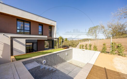 Unique development of Eco-efficient homes in Collserola.