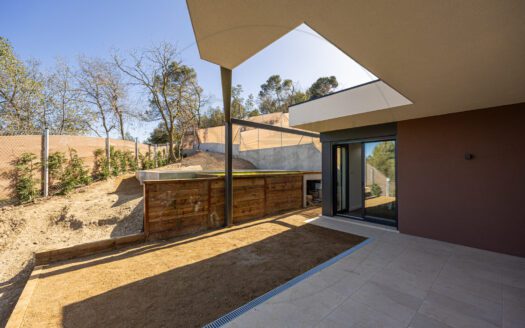 Unique development of Eco-efficient homes in Collserola.