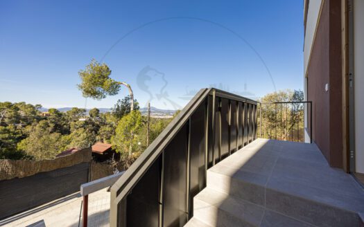 Unique development of Eco-efficient homes in Collserola.