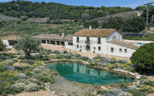 Espectacular masia reformada en Tiana