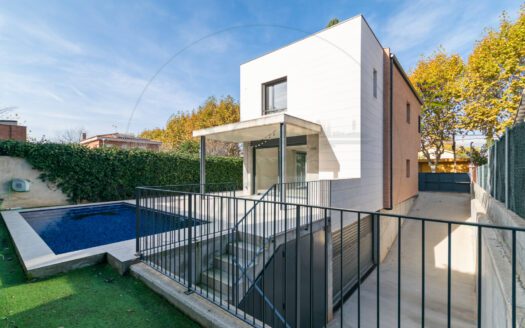 Magnífica vivienda unifamiliar seminueva