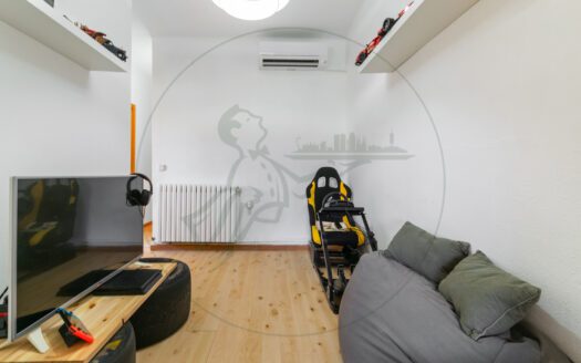 Casa unifamiliar recién reformada en La Floresta.